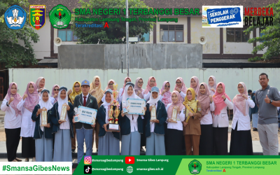 Penyerahan Juara Pekan Ilmiah di Universitas Lampung kepada Sekolah